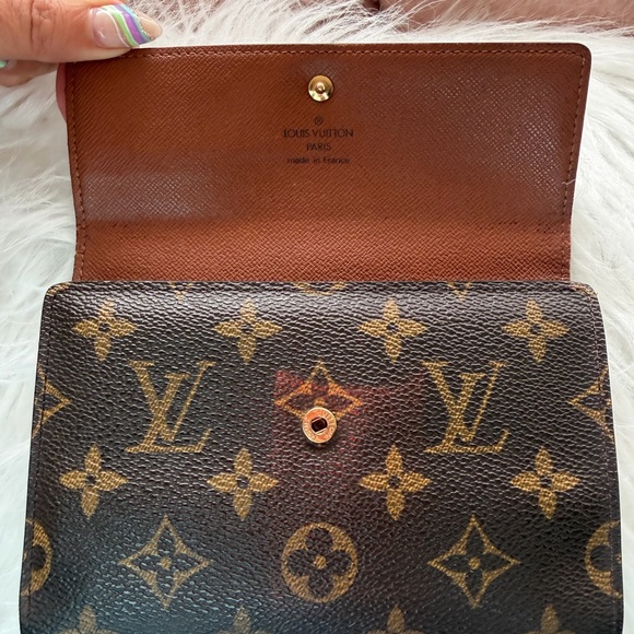 Authentic LOUIS VUITTON Brown Monogram Porte Tresor Etui Papiers Trifold Wallet - Picture 5 of 8